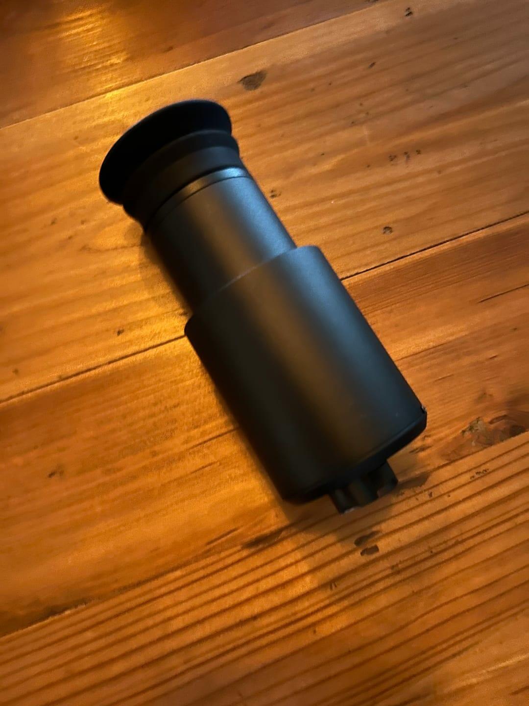 Alt image